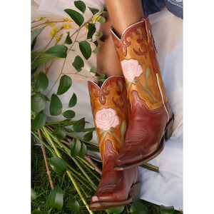 NEW RARE discontinued Lucchese Rosalina Brandy Pink rose womens 9